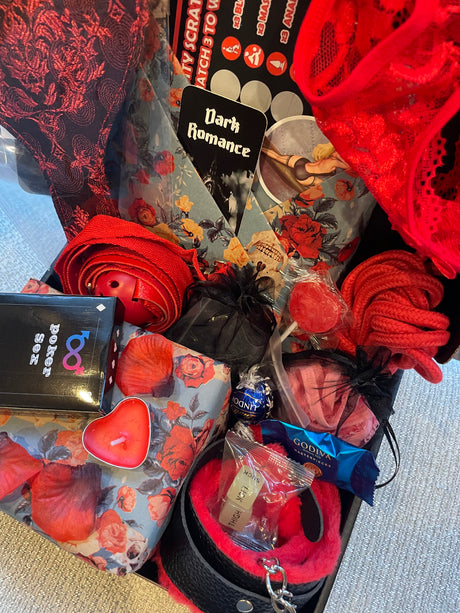 BDSM Dark Romance Box - Self or Couple (M+🫦) - Dark Romance Crates