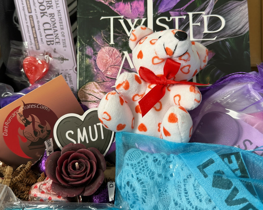 M+ LUXURY BOOK BOX: Luxe Spicy Reads Variety Box