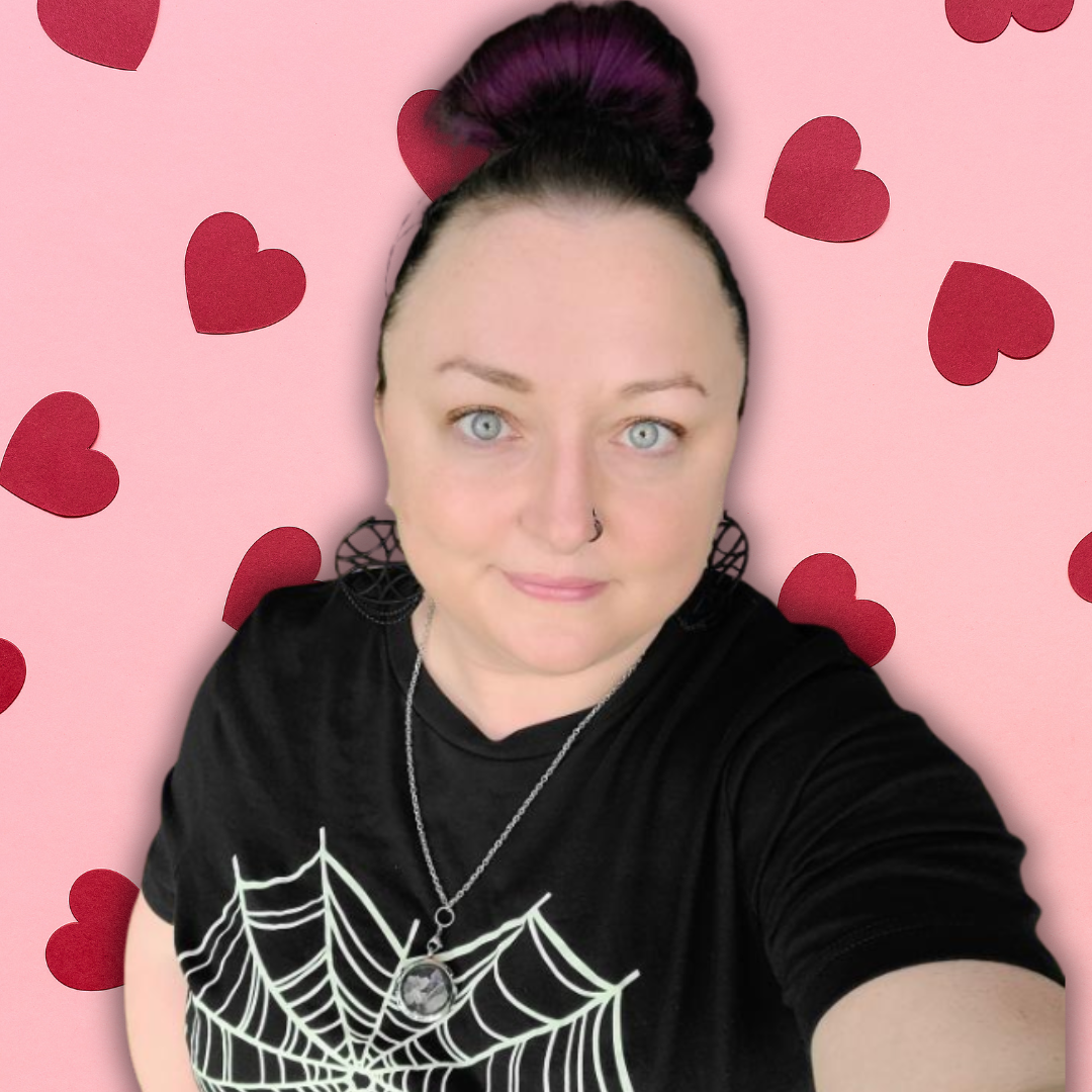 Heart Spider Web Tee - Unisex Shirt